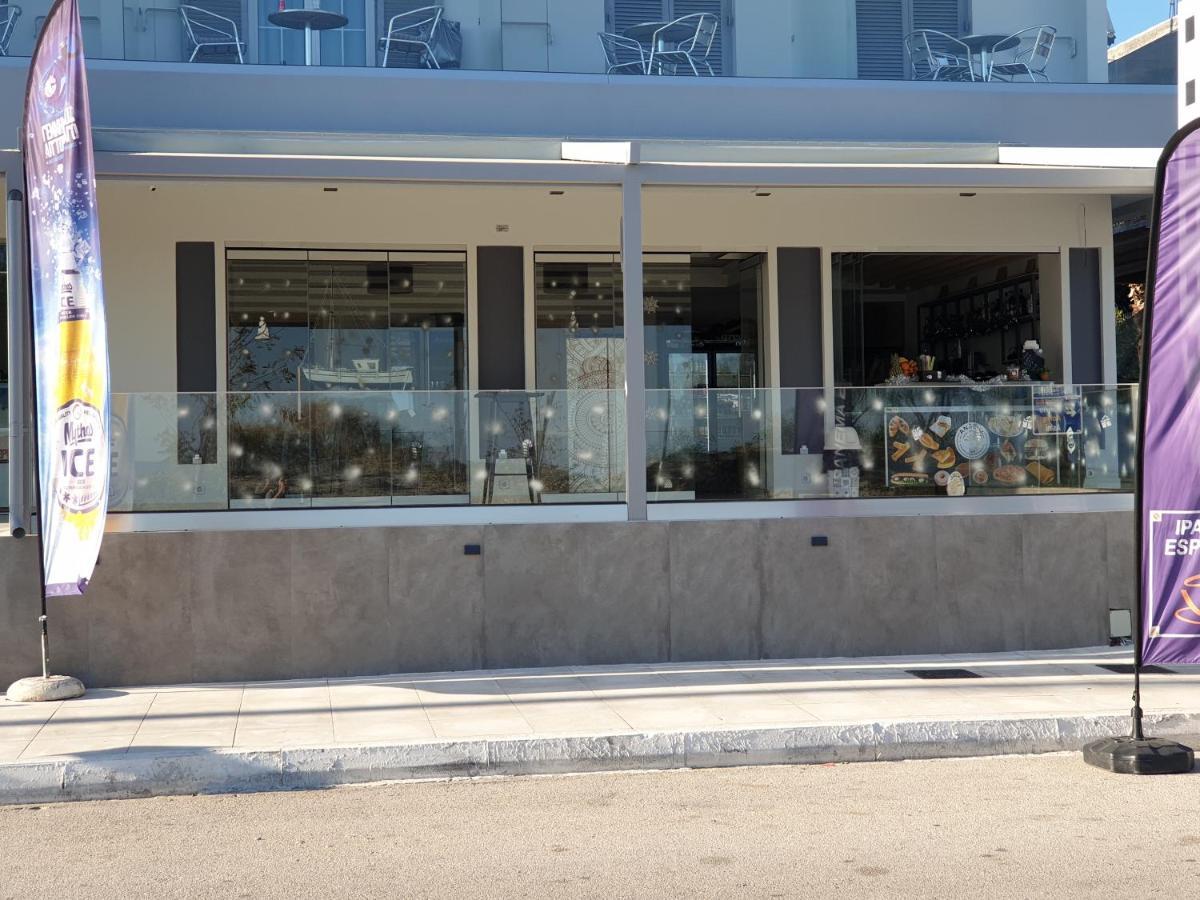 טולון Angelo Cafe Hotel מראה חיצוני תמונה