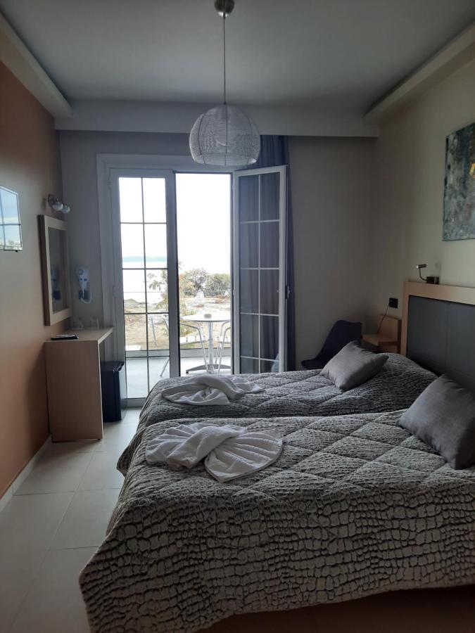 טולון Angelo Cafe Hotel מראה חיצוני תמונה