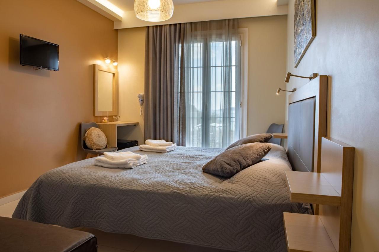 טולון Angelo Cafe Hotel מראה חיצוני תמונה