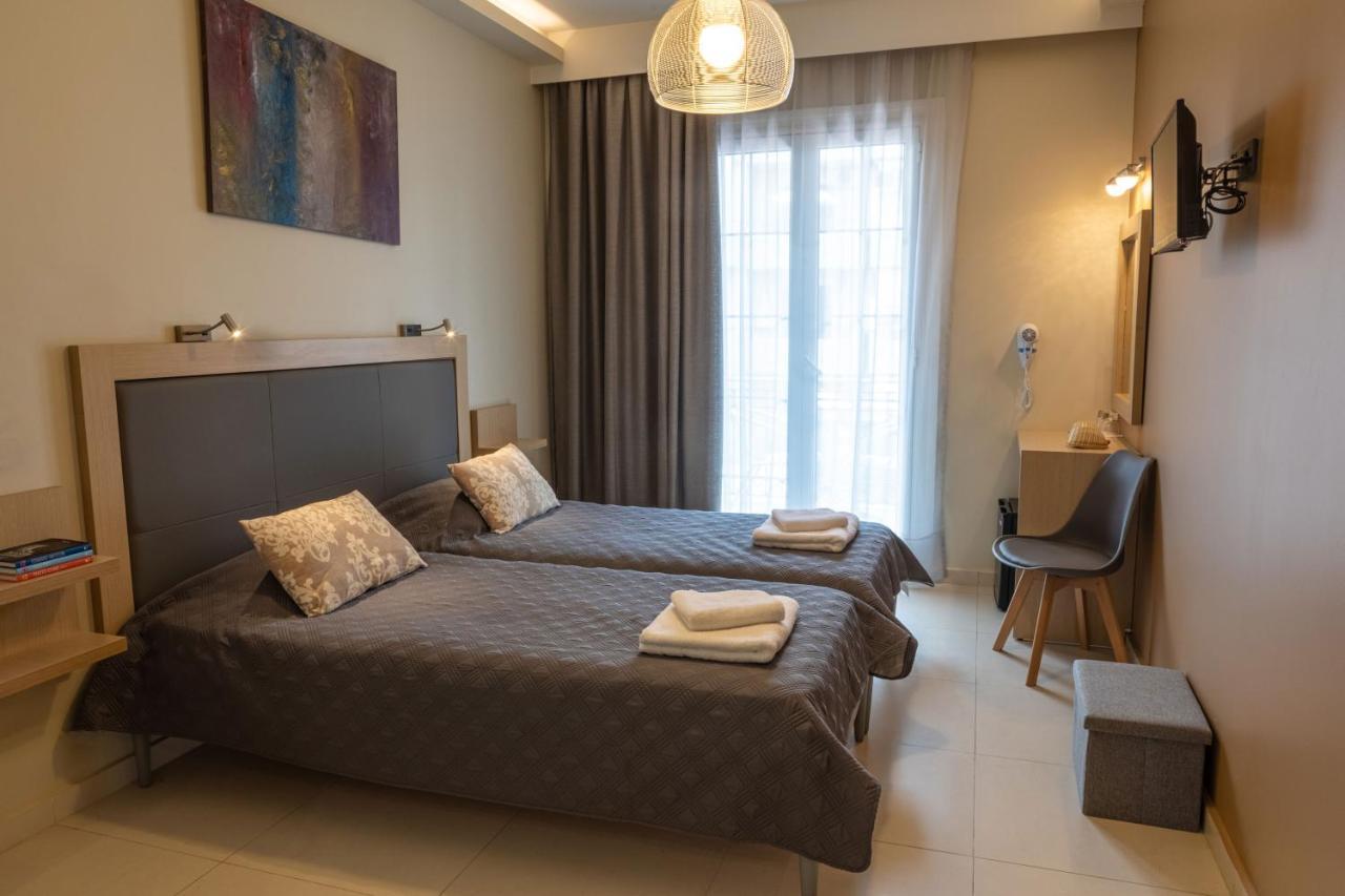 טולון Angelo Cafe Hotel מראה חיצוני תמונה